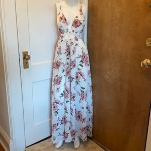 Floral maxi dress size M